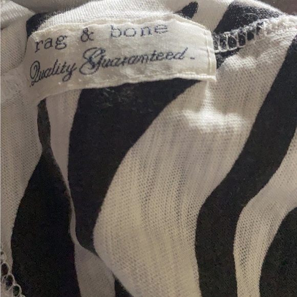RAG & BONE All Over Zebra Tee
Size XS - Picture 7 of 7